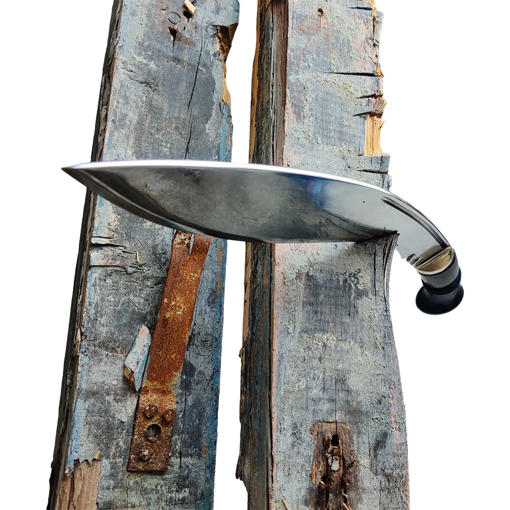 Mark 1 kukri chopping wood